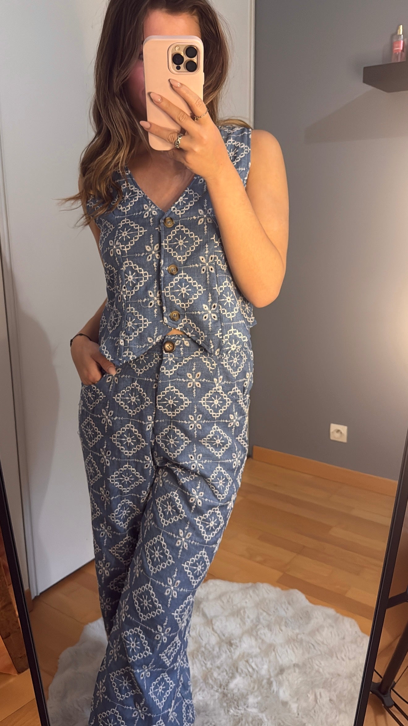 Ensemble brodé - Bleu & blanc