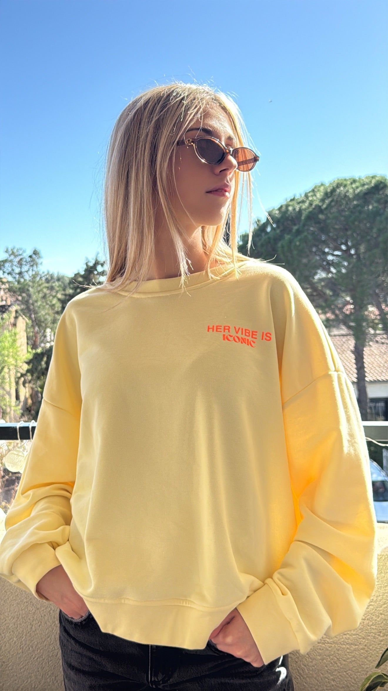 Pull " Iconic" - jaune